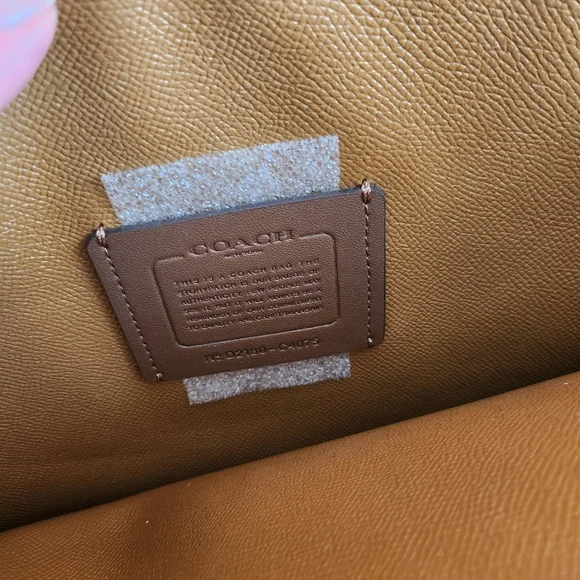 Coach white bag. Beautiful bag - Picture 9 of 12